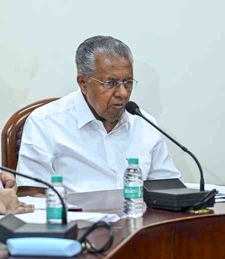 Kerala: Pinarayi slams Chennithala over Lokayukta meeting