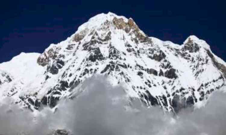 Several missing after avalanche hits Himlung base camp in Nepal 
