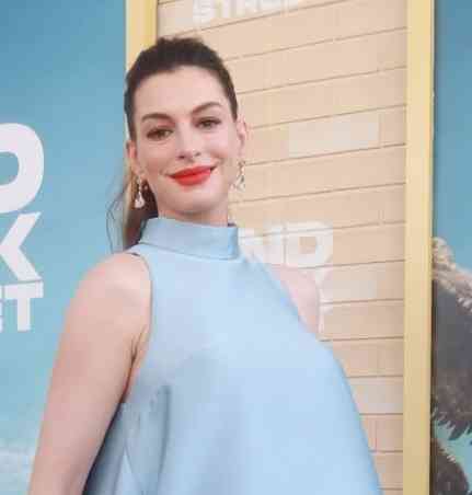 Anne Hathaway explains why she hasn't appeared on ‘Hot Ones’