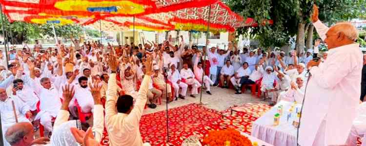 मंडियों में धान-बाजरा खरीद को लेकर हुड्डा का सरकार पर हमला
