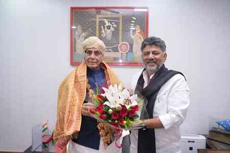 Karnataka CM seeks Defence Ministry’s nod for airport-area development