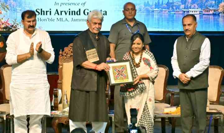 Dr. Vaidehi Taman Becomes India’s First Journalist to Write Five Exclusive Chronicles on Kashmir’s Spiritual and Civilisational Heritage