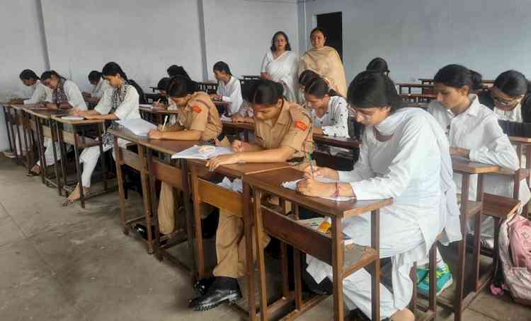 Department of History of PCM S.D. College for Women holds Essay Writing Competition