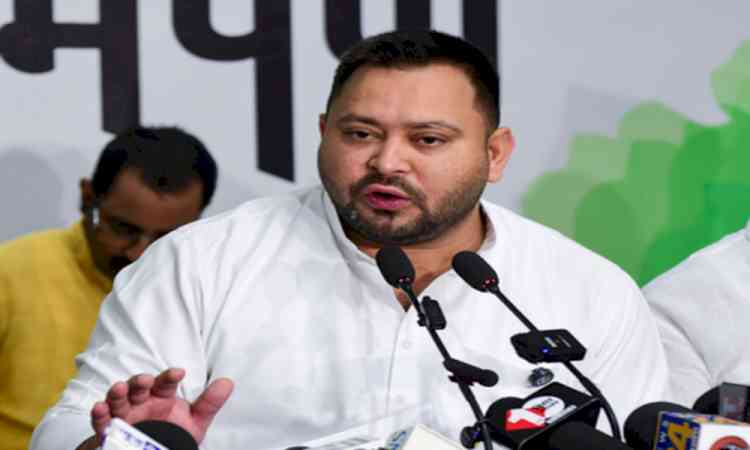 Tejashwi renews ballot paper demand, attacks Bihar govt over Begusarai case