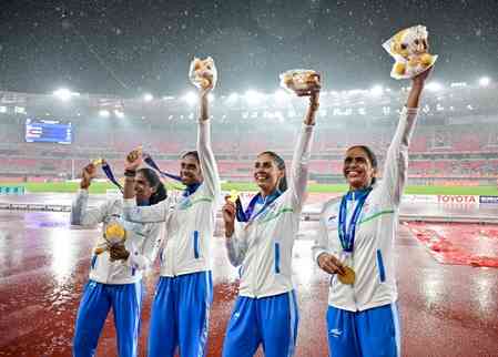 Asian Games: PM Modi congratulates women’s 4x400m relay team on historic gold