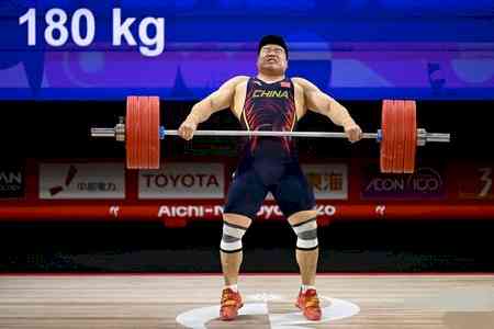 Asian Games: Two weightlifting world records fall as China takes two gold medals