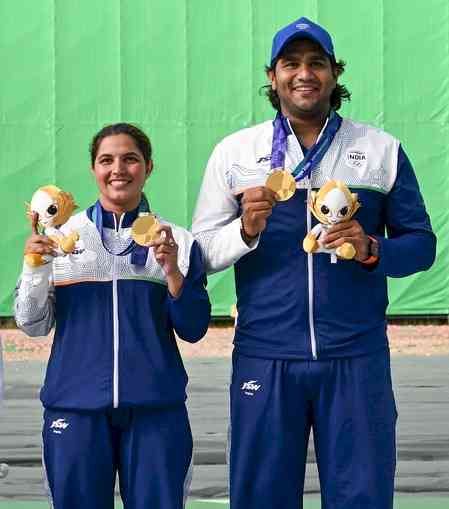 Asian Games: Neeru and I feed off each other’s energy, says Kynan on chemistry behind India’s mixed trap gold