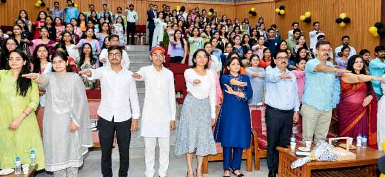 रक्तदान के लिए एमडीयू गणित विभाग में शपथ