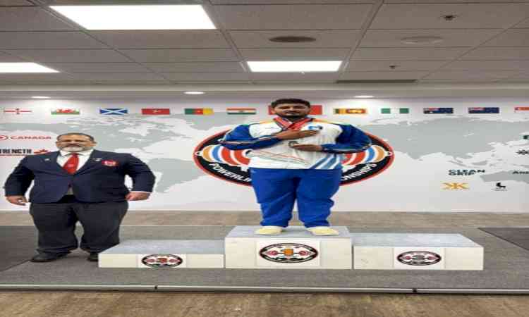 Truck driver father takes Rs 4 lakh loan, son wins Commonwealth gold in Canada