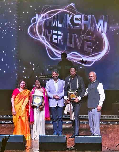 Mahalakshmi Iyer and Shriram Iyer Come Together for ‘Melodies for Change’ in Mumbai