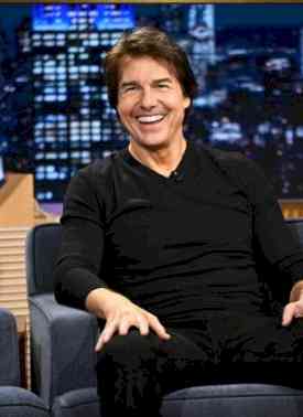 Tom Cruise recreates iconic 'Risky Business' dance moves, on ‘The Jennifer Hudson Show’