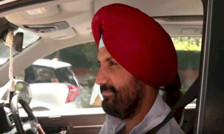 Punjab Congress leader Warring meets Rahul Gandhi, submits resignation