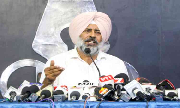 Punjab AAP questions State Congress Chief over silence on drugs, sacrilege