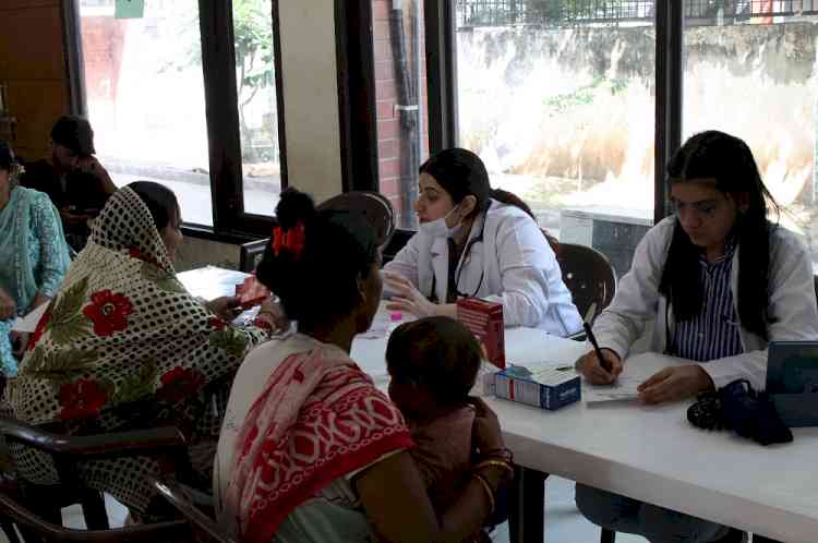 Women’s Health and Hygiene Camp Organised in Chandigarh’s Indira Colony Under Seva Sankalp Abhiyan