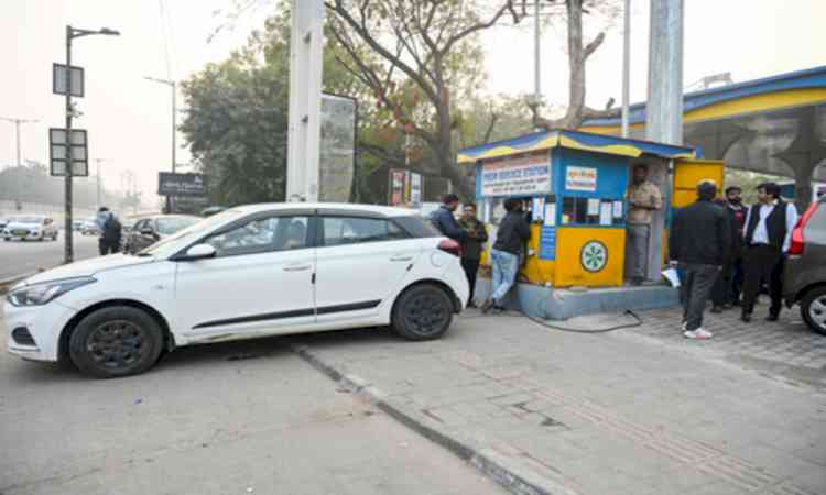 No fuel in vehicles in NCR without pollution certificate