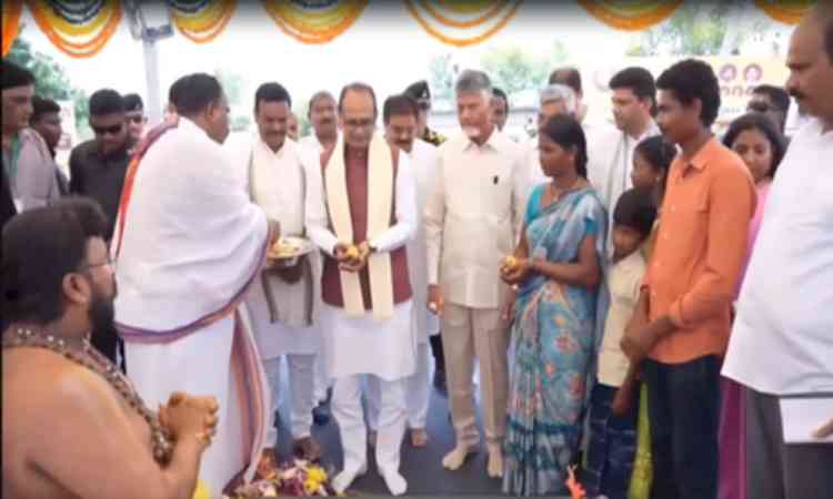 Pilot project to build houses using 3D printing technology launched in Andhra