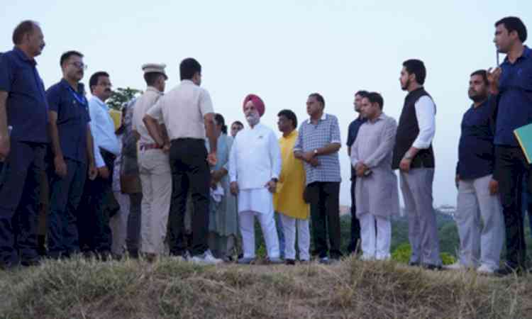 DDA conducts month-long 'Swachhata Hi Seva' campaign at parks, sports complexes