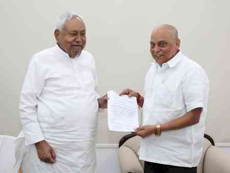 Bihar MLC polls: Nitish's son rallies behind JD-U's Neeraj Kumar after Anant Singh's support for JSP nominee