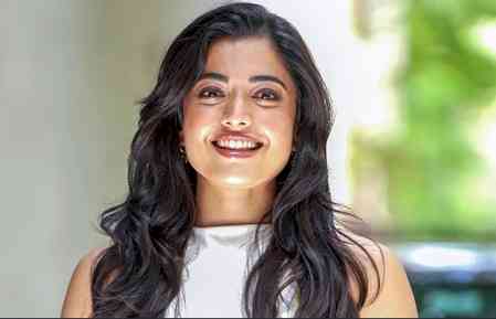 Rashmika Mandanna is envious of her furry friend, shares stark contrast between their Sunday routines