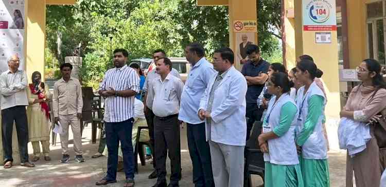 चिड़ी में स्वास्थ्य शिविर, 430 ग्रामीणों की हुई जांच