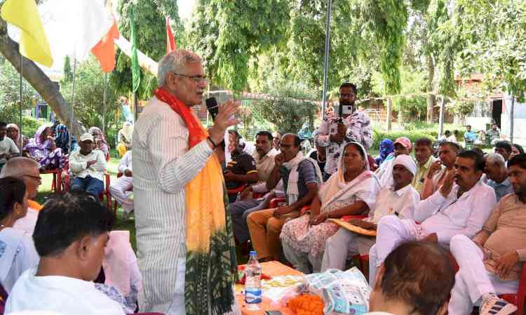 370 से राम मंदिर तक: पूर्व मंत्री ग्रोवर ने गिनाई मोदी सरकार की उपलब्धियां, कांग्रेस पर तुष्टीकरण का वार