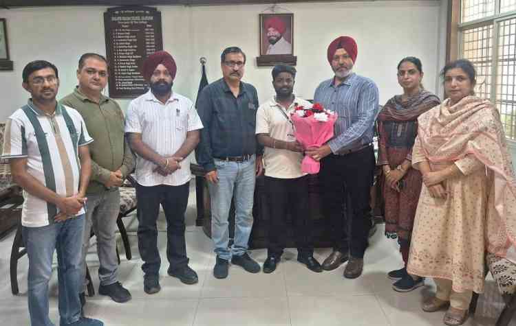 Lyallpur Khalsa College Students Excel in GNDU M.Sc. Chemistry Semester-II Exams