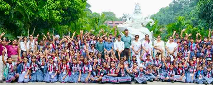 KMV hosts Kendriya Vidyalaya Students to promote Vocational and Practical Learning