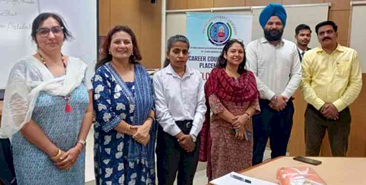 कौशल विकास कार्यशालाओं से निखरेगा विद्यार्थियों का हुनर