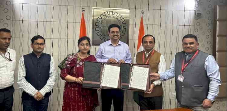 PU Tech Innovation Forum signs MoU with AICTE to establish Indovation Centre in Chandigarh