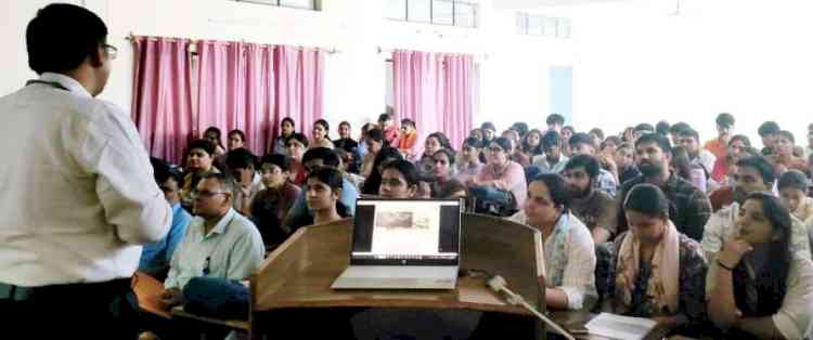 एरोसोल से जलवायु तक, वैज्ञानिक चुनौतियों पर मंथन