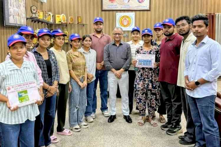 Hindu College students turn plastic waste into eco-bricks