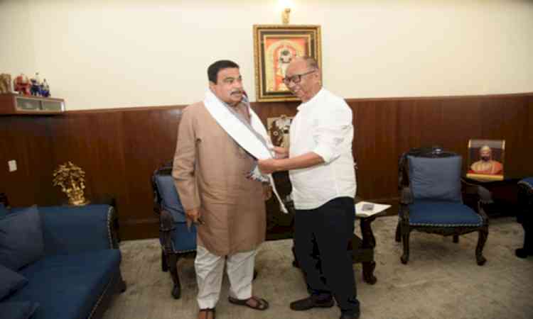 Union Minister Gadkari assures Manipur CM of Centre's support for NH projects, other issues