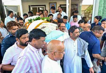 Jharkhand CM Hemant Soren performs last rites of mother Rupi Soren in ancestral village