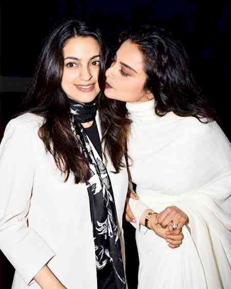 Juhi Chawla wishes 'true style icon & diva' Rekha on her birthday
