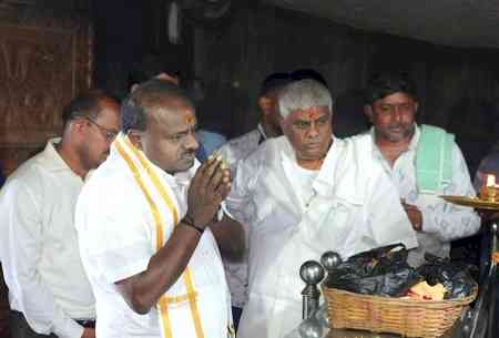 Sting operation row: Union Min Kumaraswamy questions CM Shivakumar, demands probe