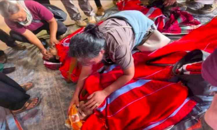 Tension grips three Manipur hill districts, toll rises to 9, CM appeals for peace