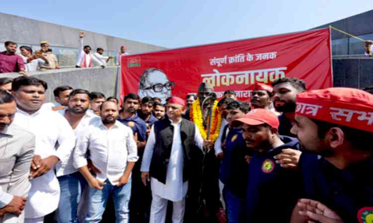 Regime change certain in 2027: Akhilesh lashes out at BJP, Election Commission