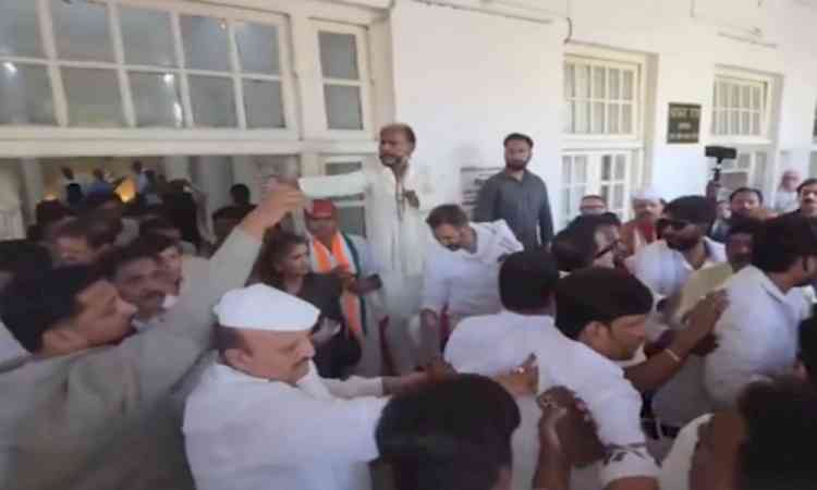 Clash erupts at UP Cong headquarters during new State President's swearing-in