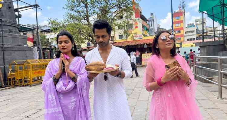Thodi Si Umeed Thoda Sa Aasman Actress Aarti Birajdar and Ankita Bahuguna Find Peace and Positivity at Kolhapur’s Mahalakshmi Temple