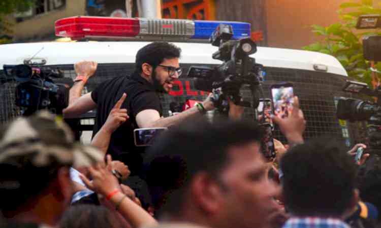 Maha: Thackeray cousins stage show of strength at Shivaji Park; demand Gyanesh Kumar’s resignation