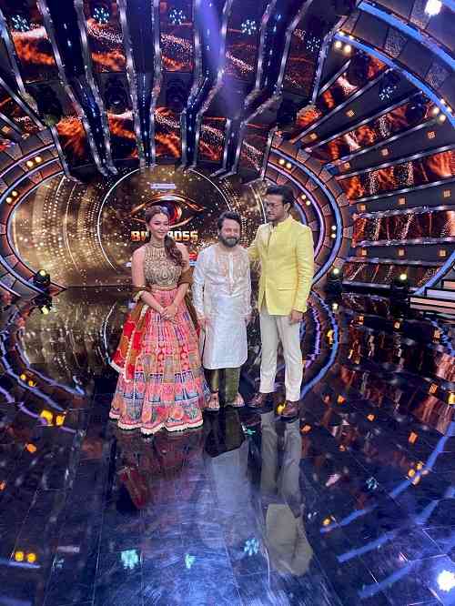 The Golden Daku takes over Bigg Boss Bangla! Shiboprosad Mukherjee and Koushani Mukherjee meet Sourav Ganguly in a blockbuster crossover