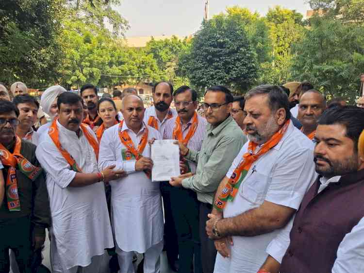 Jhota Murder Case: BJP Protests, Submits Memo to Governor