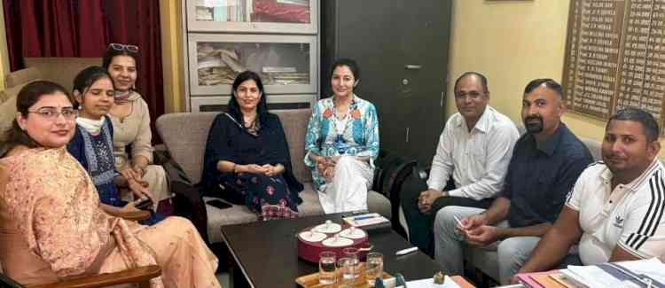 इतिहास विभाग में पीटीएम: 80 से अधिक अभिभावकों ने की विद्यार्थियों की प्रगति पर चर्चा