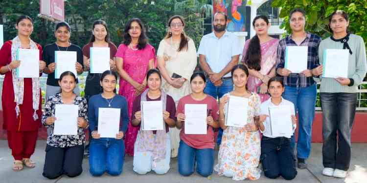 KMV Students Gain Hands-On Experience in Medical Imaging and Diagnostic Technologies