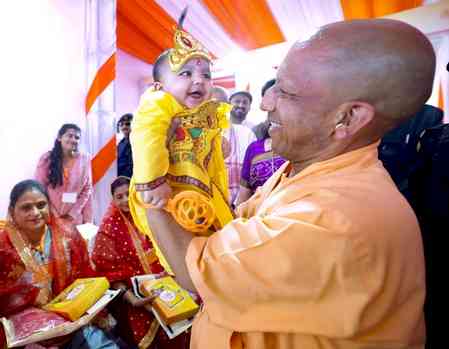 Video of Yogi Adityanath changed her life: Kerala woman writes emotional wedding invitation to UP CM