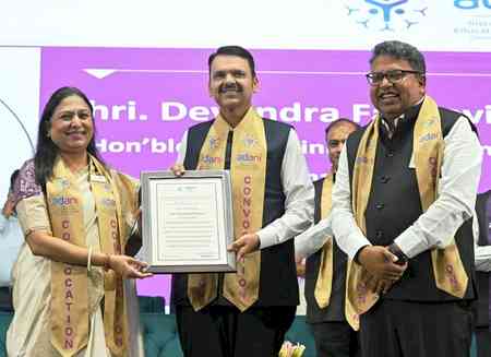 Maha CM calls emerging technologies key to India’s youth