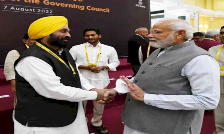 PM Modi extends birthday wishes to Punjab CM Mann, prays for his long life