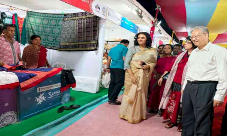 China's Ambassador visits SARAS Mela in Vijayawada