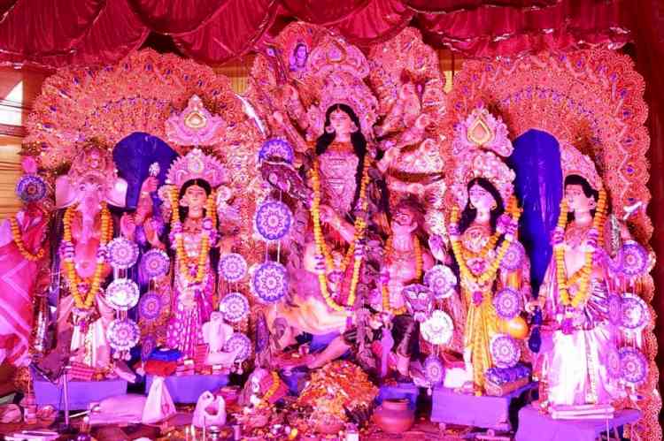 डबल पार्क में गूंजे मां दुर्गा के जयकारे, महा अष्टमी पर उमड़े श्रद्धालु