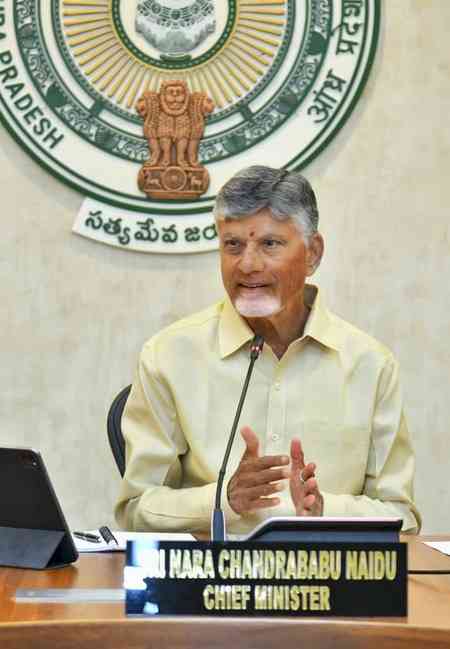 YSRCP trying to stall polls by approaching courts, alleges Chandrababu Naidu